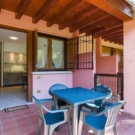 Relax 110 - Con Giardino Privato, Piscina E Wifi Lejlighed