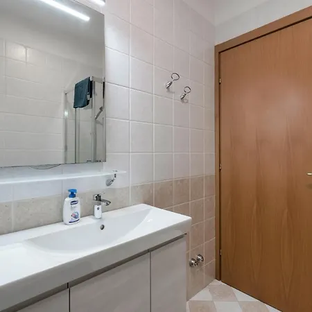 Lejlighed Relax 110 - Con Giardino Privato, Piscina E Wifi *