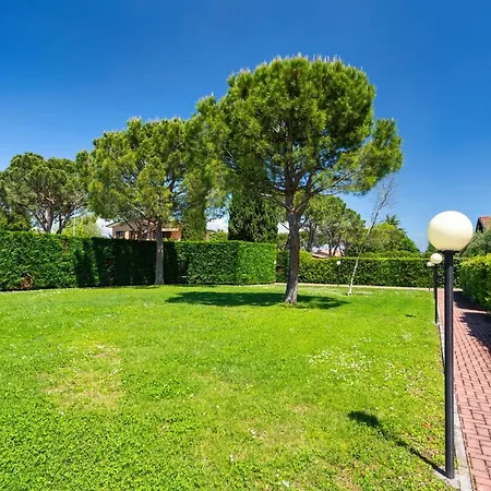 Lejlighed Relax 110 - Con Giardino Privato, Piscina E Wifi Desenzano del Garda
